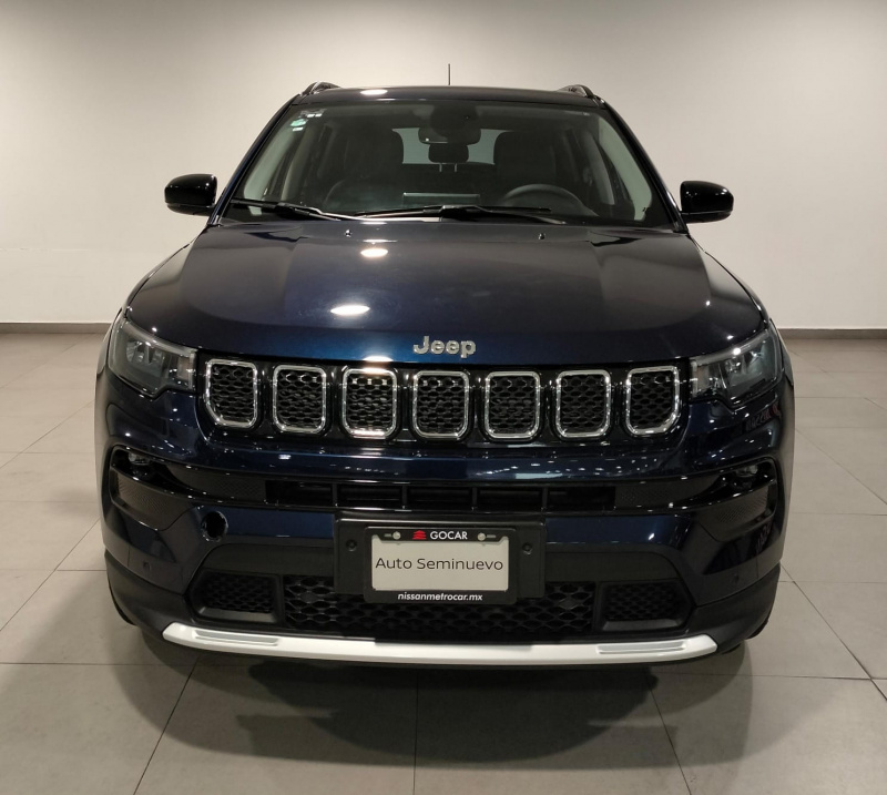 Jeep Compass  5 pts. Limited Premium, 1.3T, TA, a/ac. Aut., piel, cambios al volante, RA-18 2024